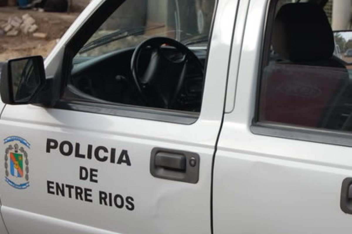 Polic&iacute;a