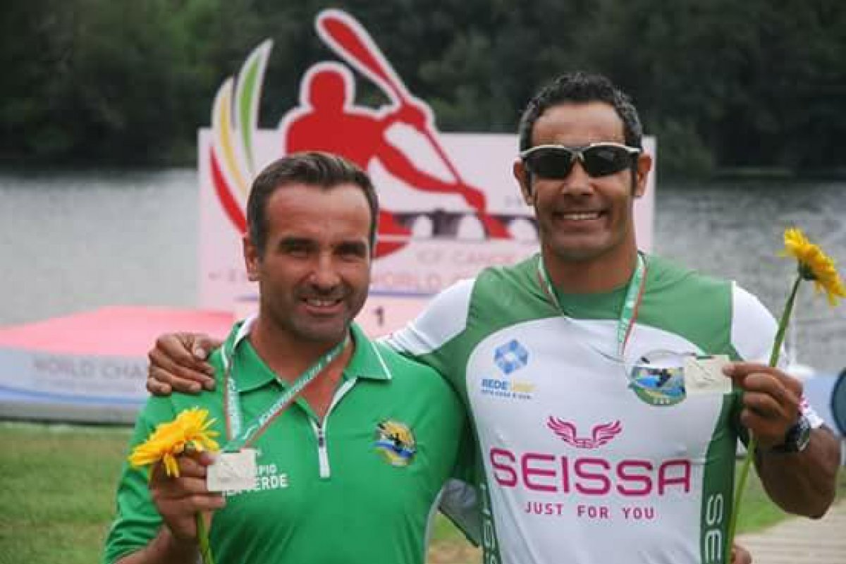 Tito Palacios junto al portugués Silvestre Pereira. Tito Palacios junto al portugués Silvestre Pereira.