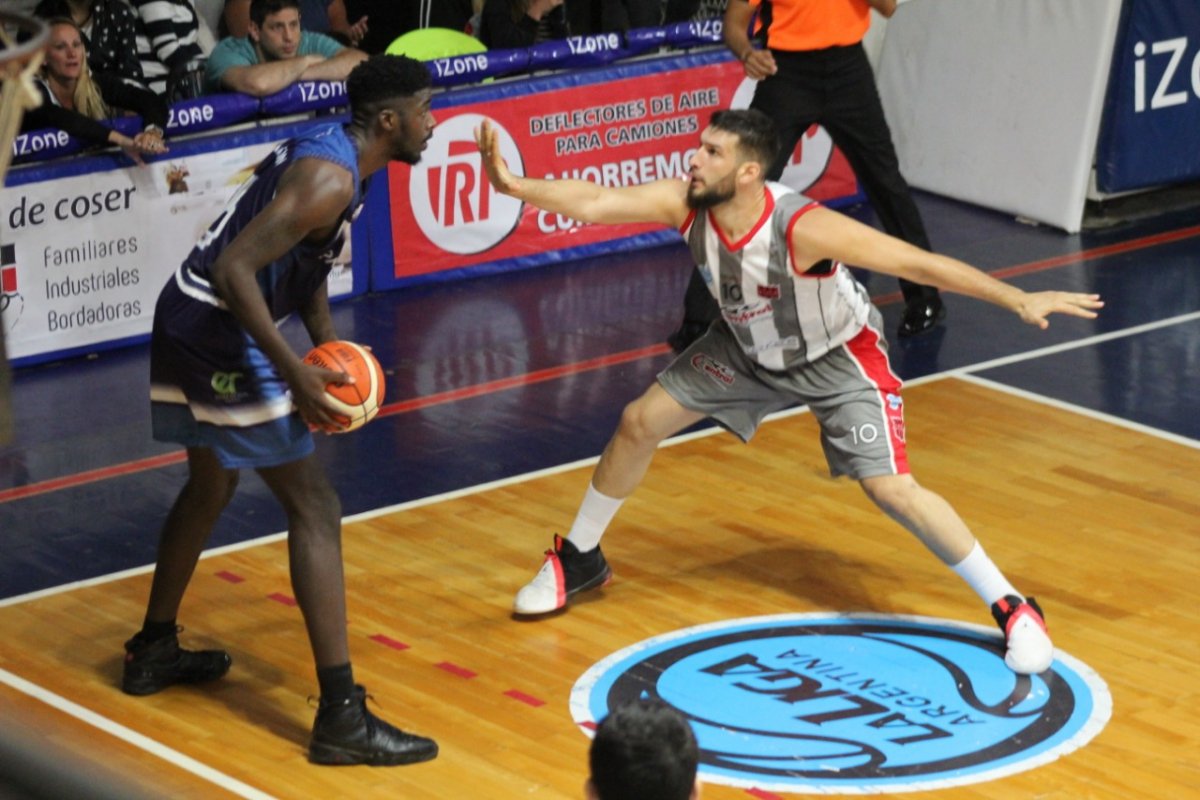 Derrota de Central frente a Parque Sur Derrota de Central frente a Parque Sur