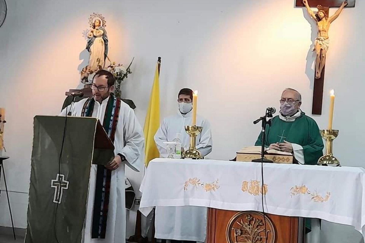El padre Stadler asumi&oacute; este domingo
