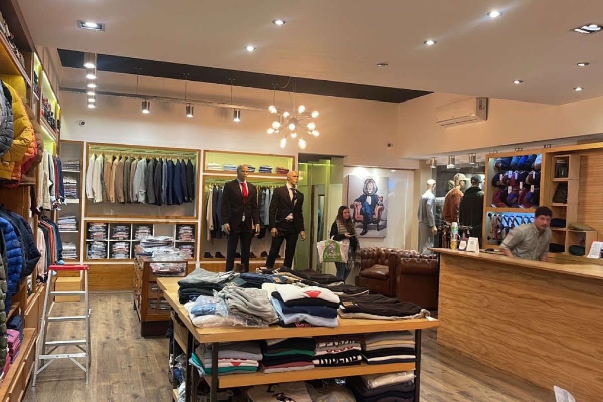 Funcionamiento normal de comercios