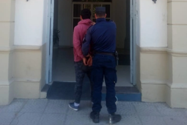 Detienen a un hombre por violencia de género | Máxima Online