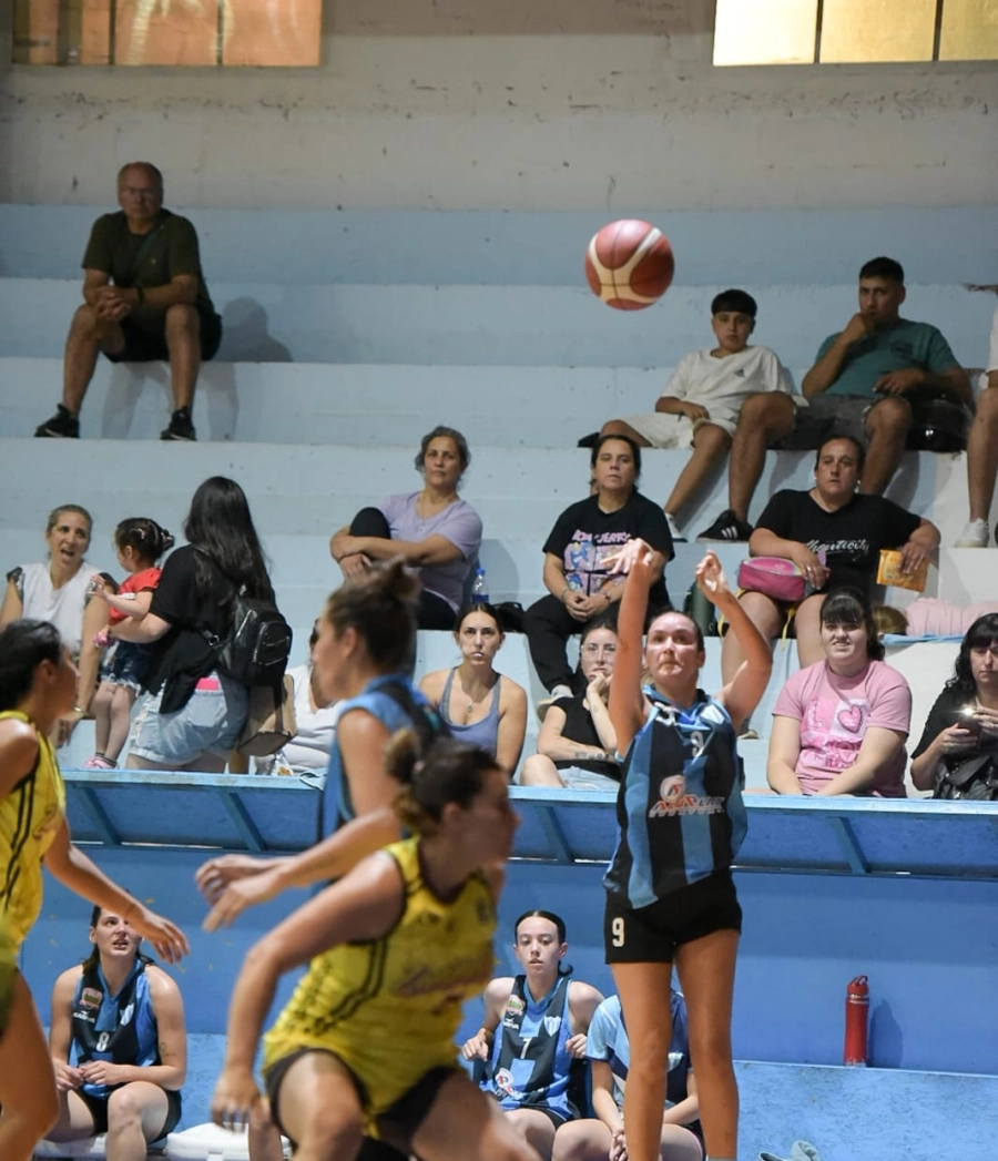 Cintia Pérez fue la goleadora del Juve. Foto: Diego Aguirre