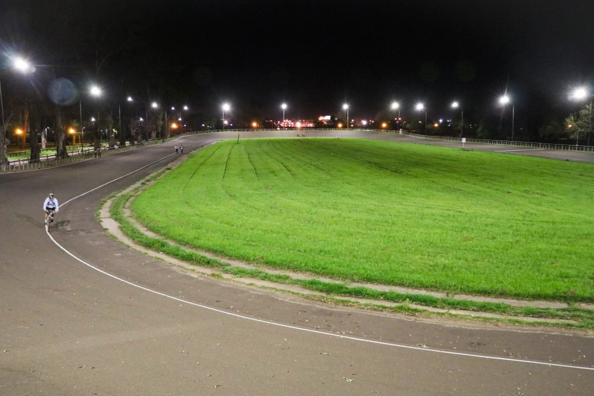 Velódromo, Parque Unzué Velódromo, Parque Unzué