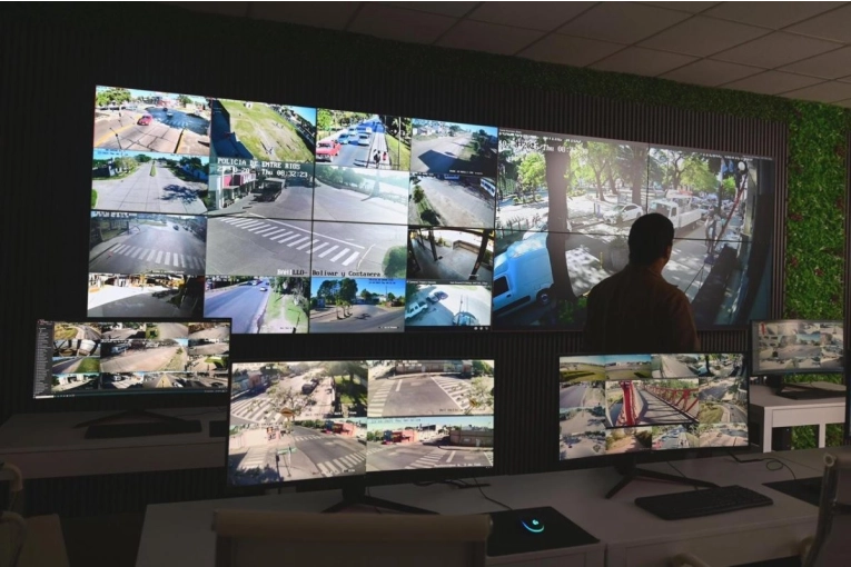 El Municipio tuvo su mayor modernización en 2025 con la instalación de la fibra óptica