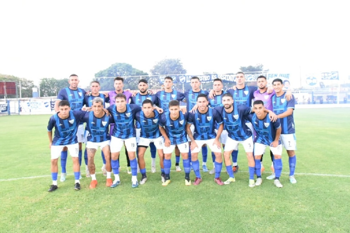 Juventud Unida est&aacute; a tres partidos del ascenso