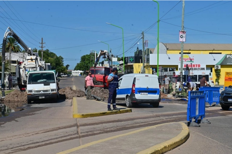 Por obras de la Cooperativa Eléctrica cortan por varios días la salida hacia el Acceso Sur