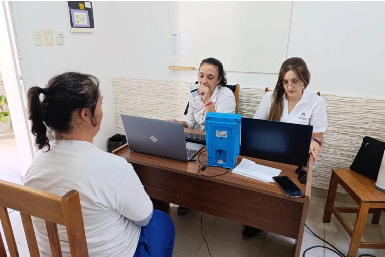 La actualización de tarjetas SUBE puede realizarse en las escuelas