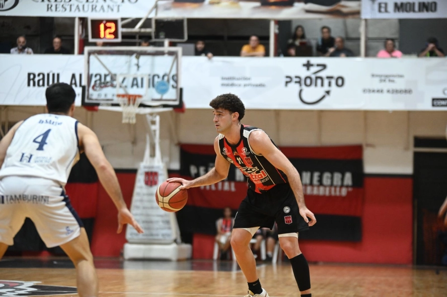 Dura lesi&oacute;n de Nicol&aacute;s Reynoso. Foto: Mauricio R&iacute;os