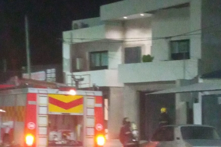 Incendio en una vivienda en la madrugada