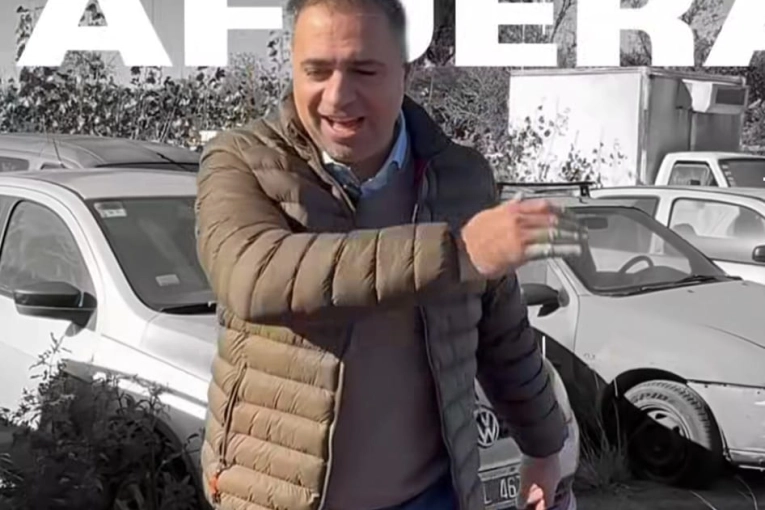 Davico le planteará a Martín Menem una solución para los autos secuestrados por la Justicia