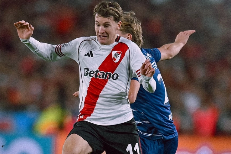 River venció a Gimnasia y se metió en las semifinales del Torneo Apertura