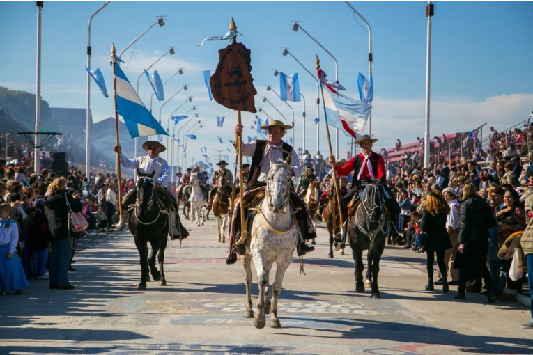 25 de Mayo: Gualeguaychú vivirá una fiesta histórica que será transmitida por la TV