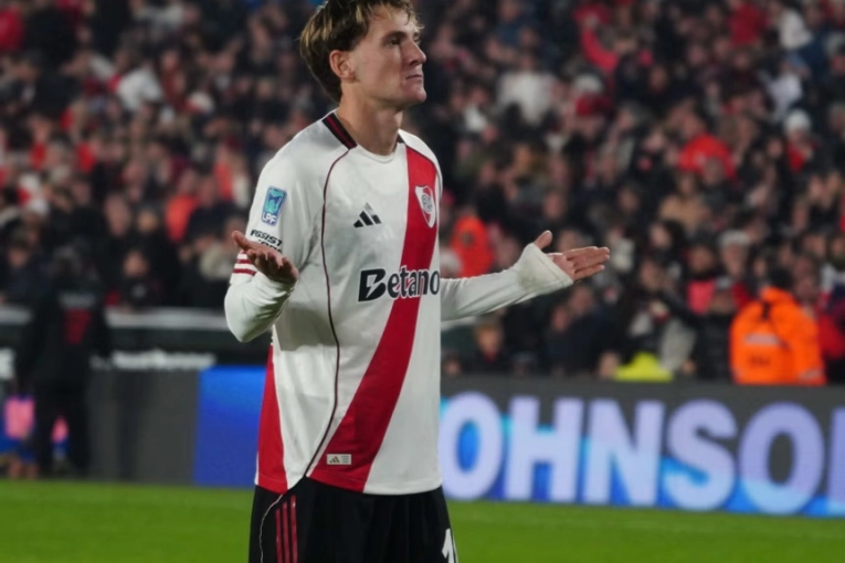 River recibe a Bragantino, con el objetivo de asegurarse un lugar en los octavos de final de la Copa Sudamericana