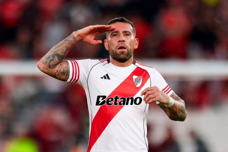 La primera bomba del mercado: Otamendi, muy cerca de River