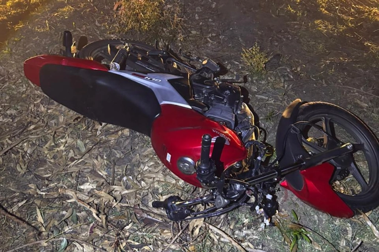 Encuentran en Plaza de Aguas una moto robada en Ituzaingó al 2000