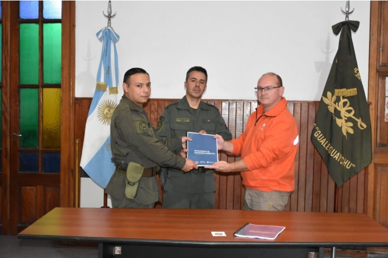 Protección Civil y Gendarmería trabajan en la prevención de riesgos por sustancias peligrosas