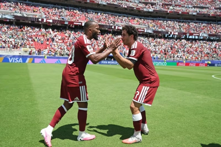 Qatar sorprendió y rescató un empate agónico ante Suiza