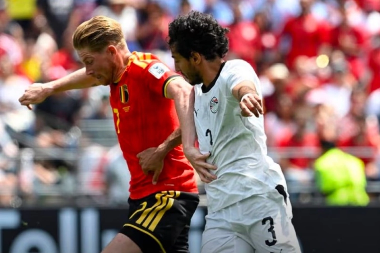 Bélgica reaccionó a tiempo y rescató un empate ante Egipto