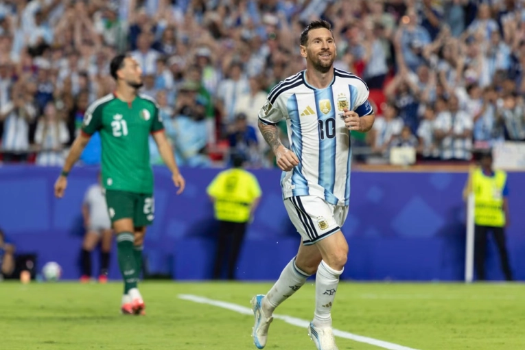 Con una actuación estelar de Messi, Argentina goleó a Argelia en su debut en el Mundial 2026