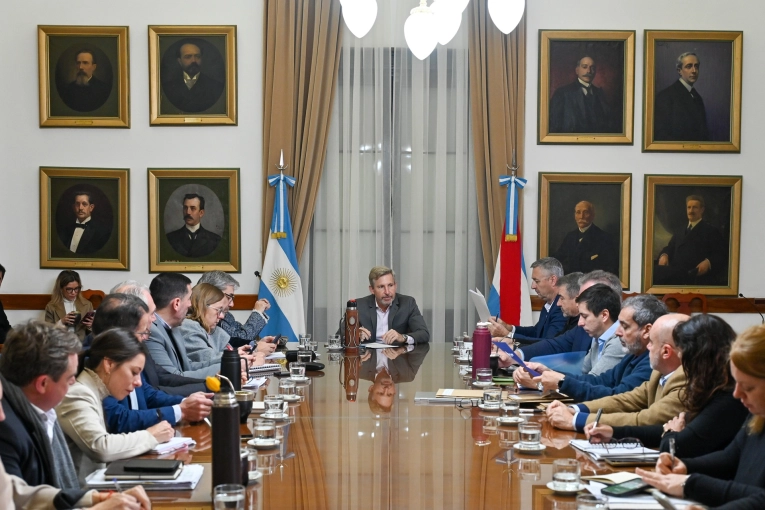 Obras, seguridad y actos por el 20 de junio, en la agenda de la reunión de gabinete
