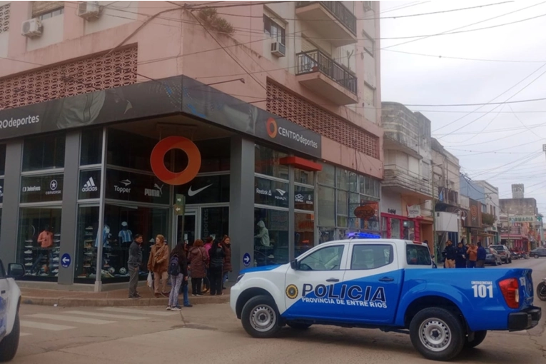 Conmoción por la muerte de una adolescente que se habría arrojado del edificio Guini