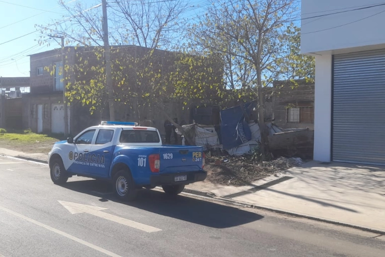 Allanamiento por un robo permitió recuperar una bicicleta y secuestrar otros elementos