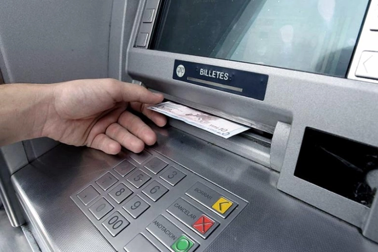 El miércoles 1 comienza el pago de haberes y el 14 el aguinaldo