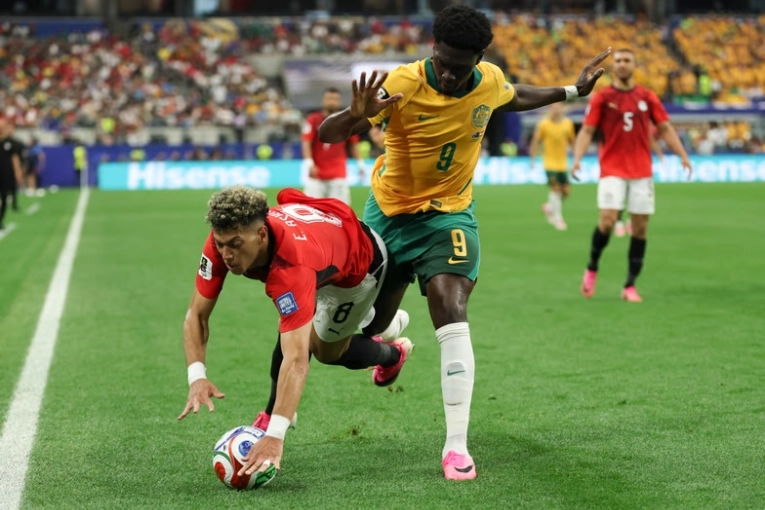 Egipto eliminó a Australia en penales y logró por primera vez el pase a octavos