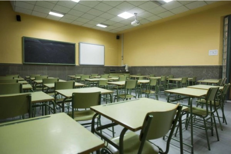Agmer convocó a un paro para el lunes y no comenzará el ciclo lectivo tras el receso invernal