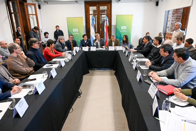 Frigerio anunció medidas de alivio para el sector turístico