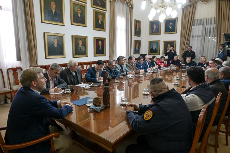 El Gobierno provincial se reunió con autoridades de la Federación Entrerriana de Bomberos