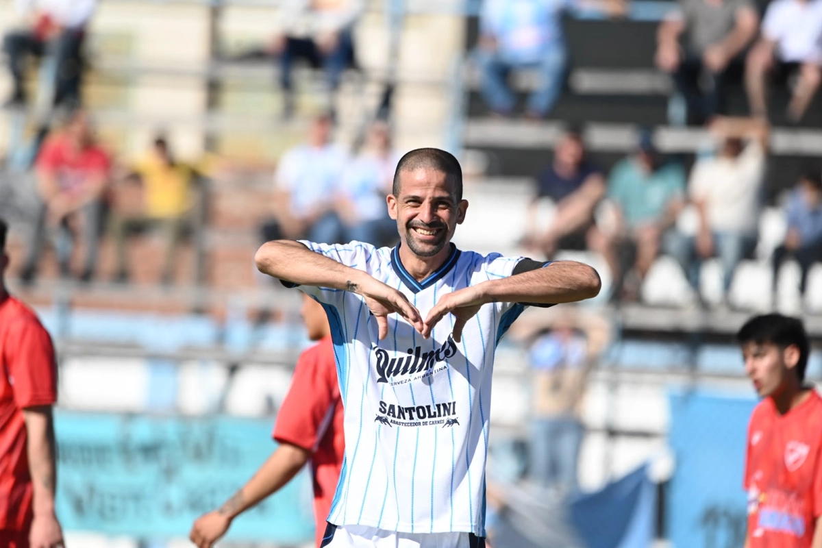 Juventud Unida logr&oacute; una goleada hist&oacute;rica