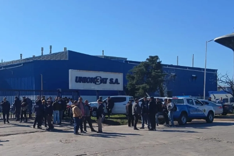 UnionBat debe 5 mil millones a los trabajadores y no tiene para pagarles
