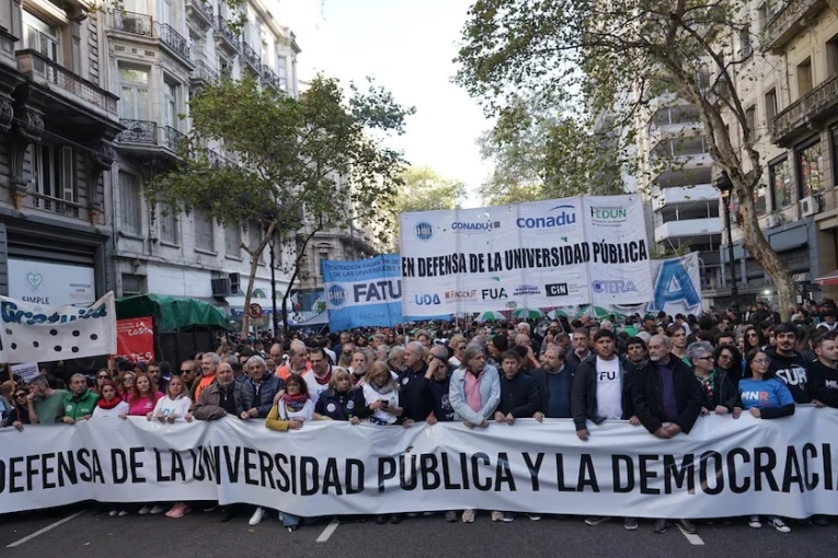 Las universidades dicen que la multa contra el Gobierno es muy importante, pero sostienen el reclamo