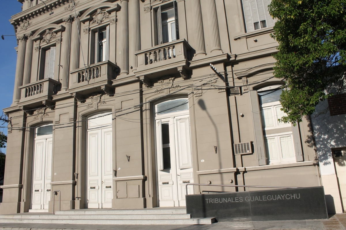 img_75474_img_70390_tribunales2